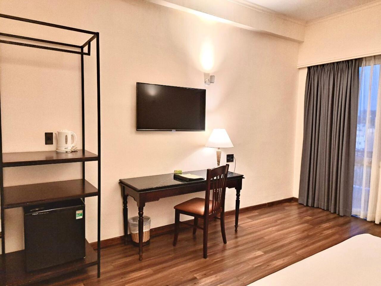 Liberty 2 Hotel Хошимин Екстериор снимка