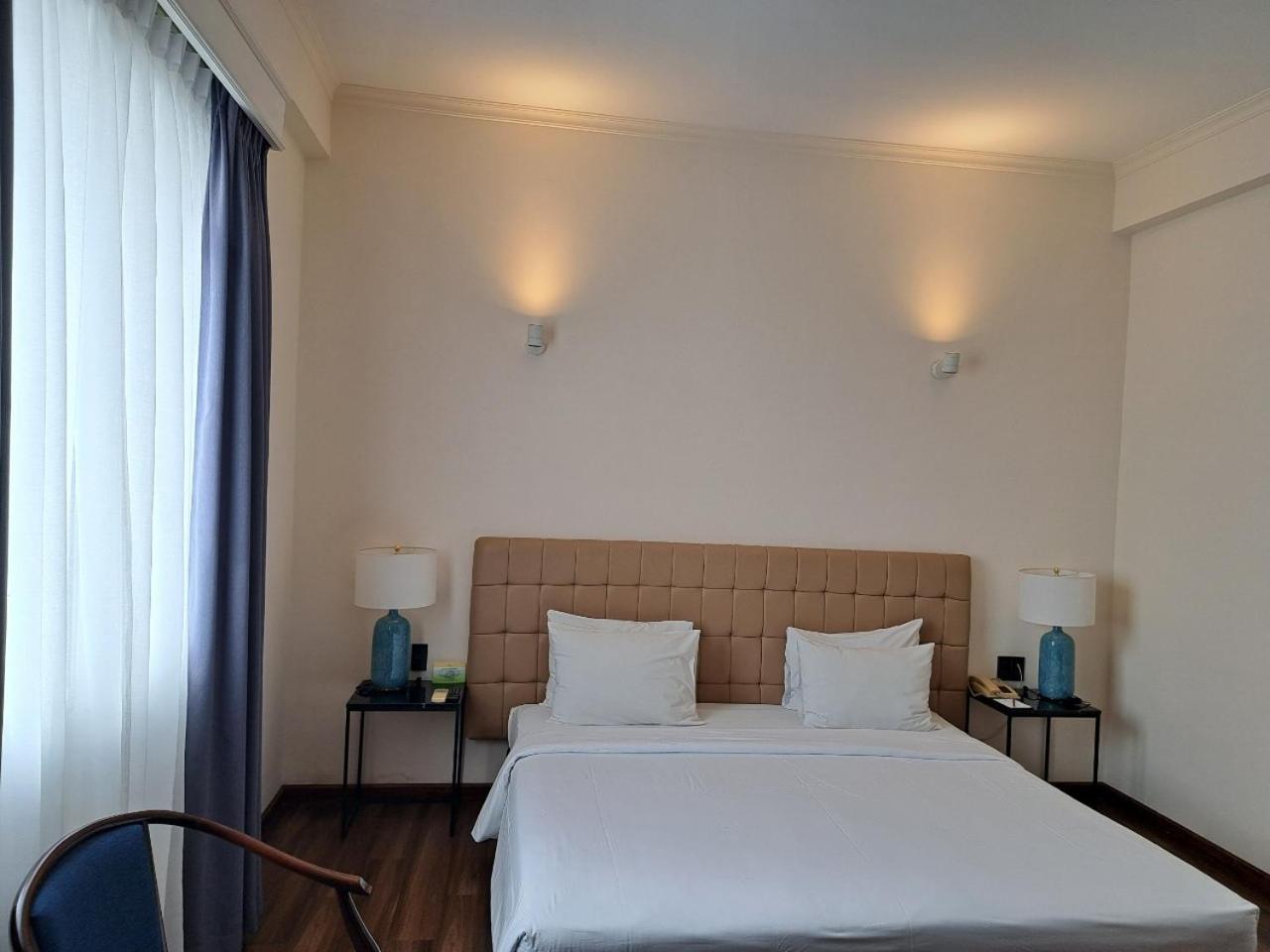 Liberty 2 Hotel Хошимин Екстериор снимка