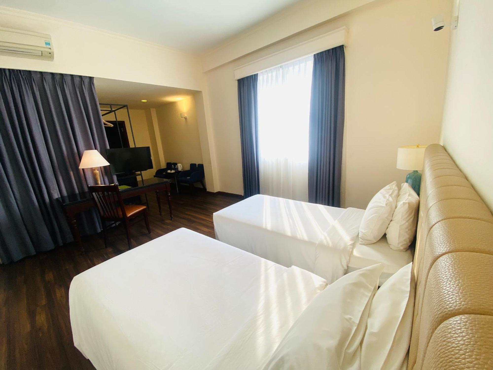 Liberty 2 Hotel Хошимин Екстериор снимка