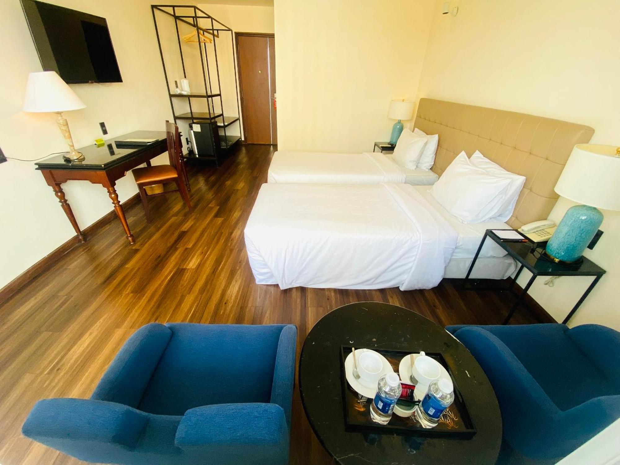 Liberty 2 Hotel Хошимин Екстериор снимка